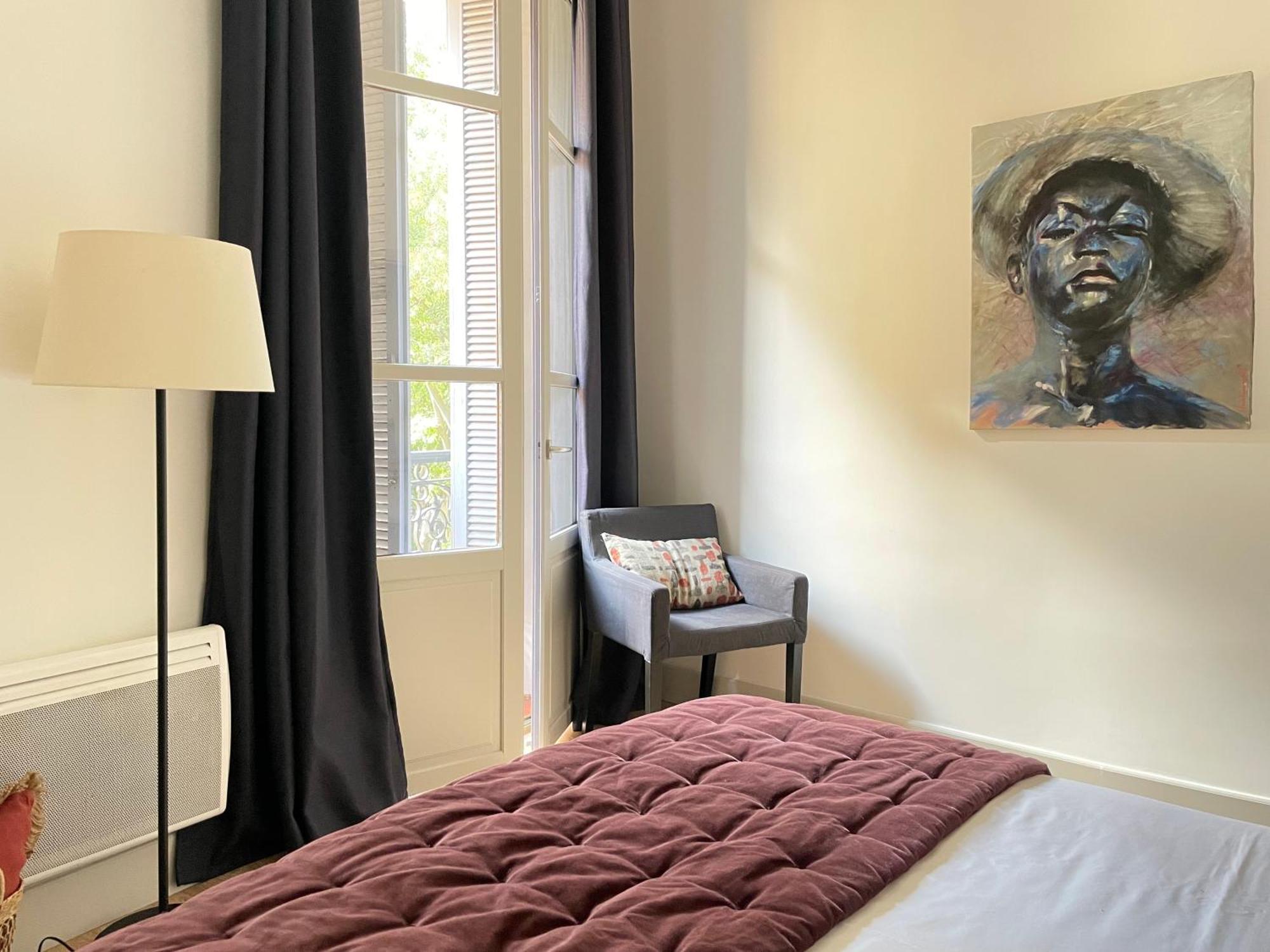 Nimes , Appartement Renove Dans Immeuble Classe. Exterior photo